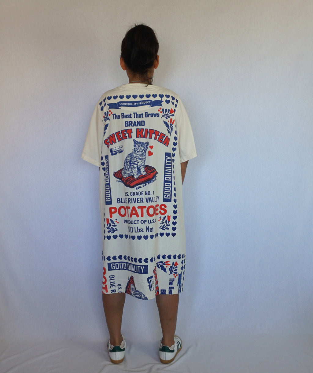 Vestido de manga curta Sweet Kitten