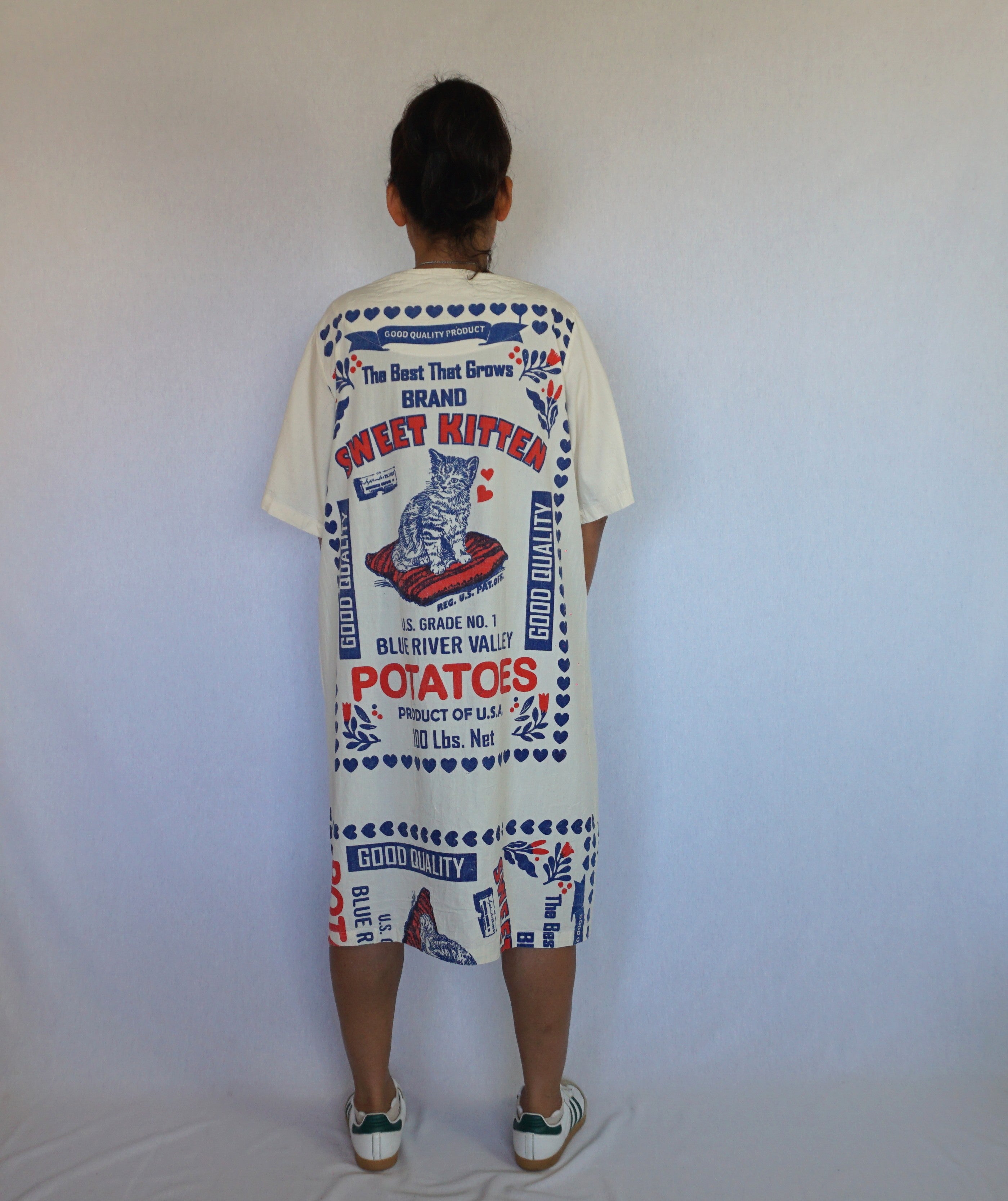 Vestido de manga curta Sweet Kitten