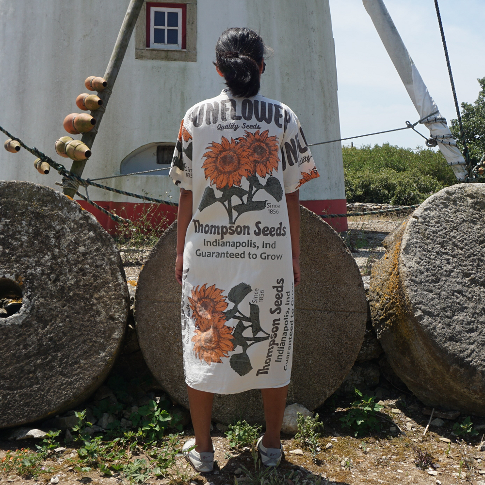 Vestido girassol com botões