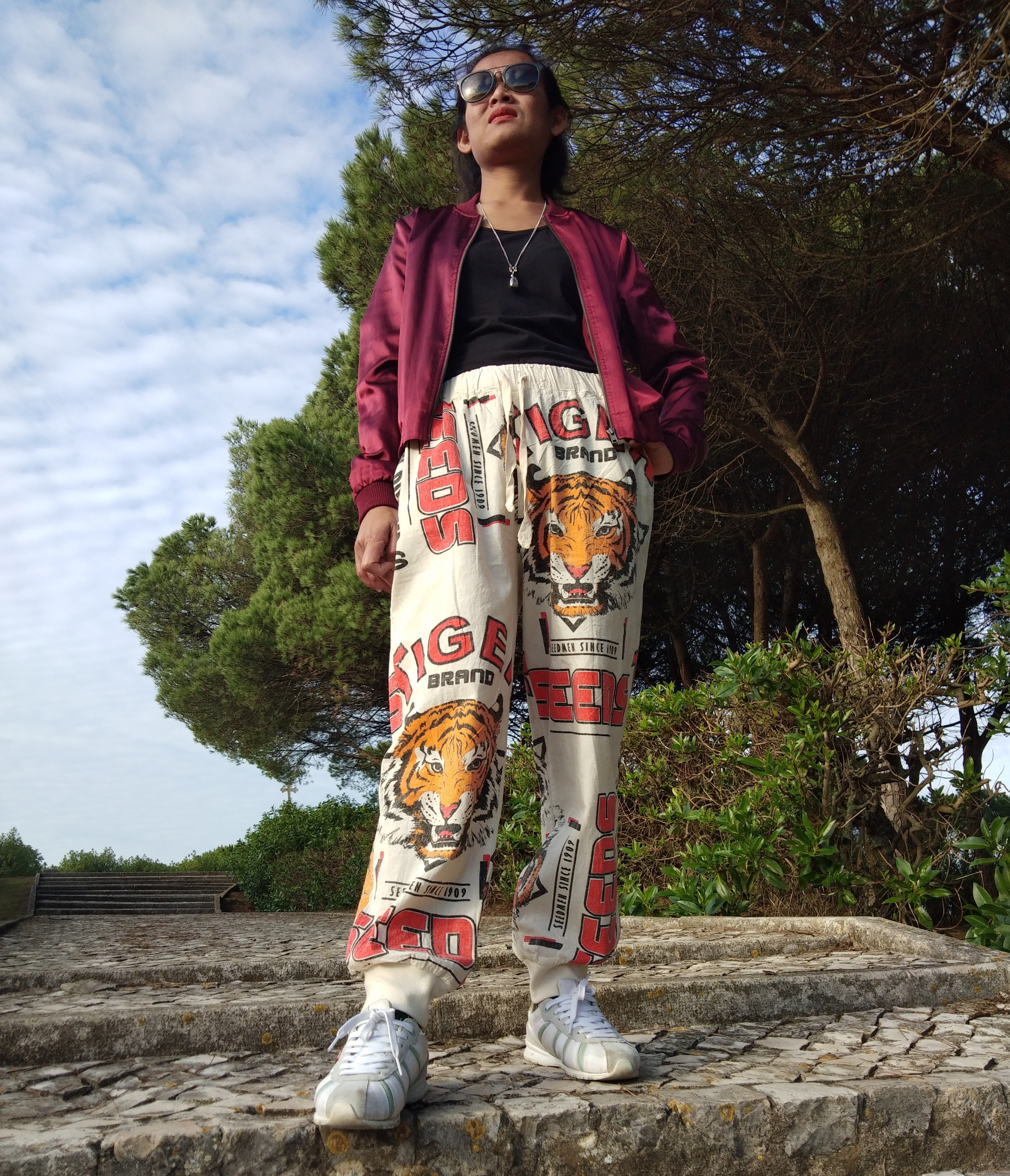 Calça jogger Tiger